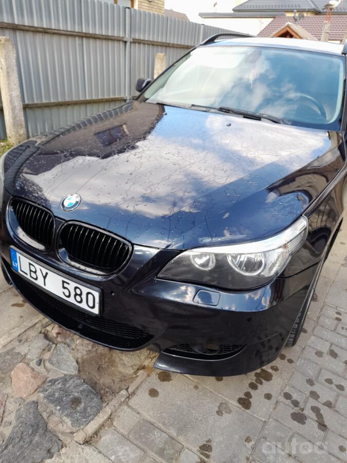 BMW 5 Series E60/E61 Touring wagon