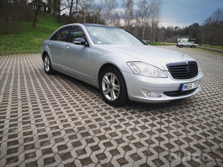 Mercedes-Benz S-Class W221 Sedan Long
