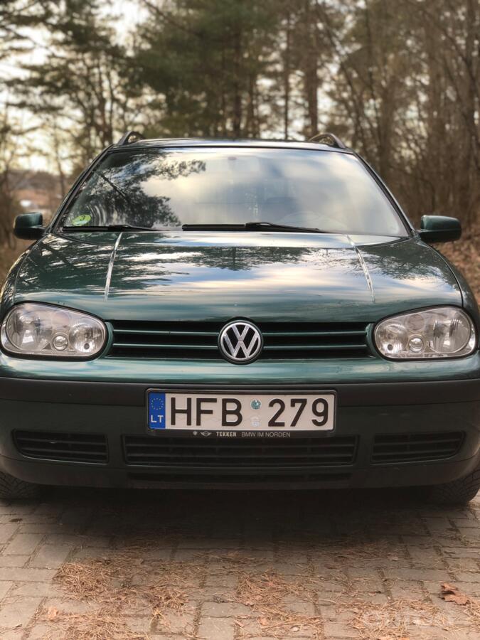 Volkswagen Golf 4 generation wagon