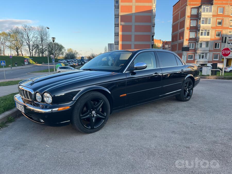 Jaguar XJ X350 Sedan 4-doors