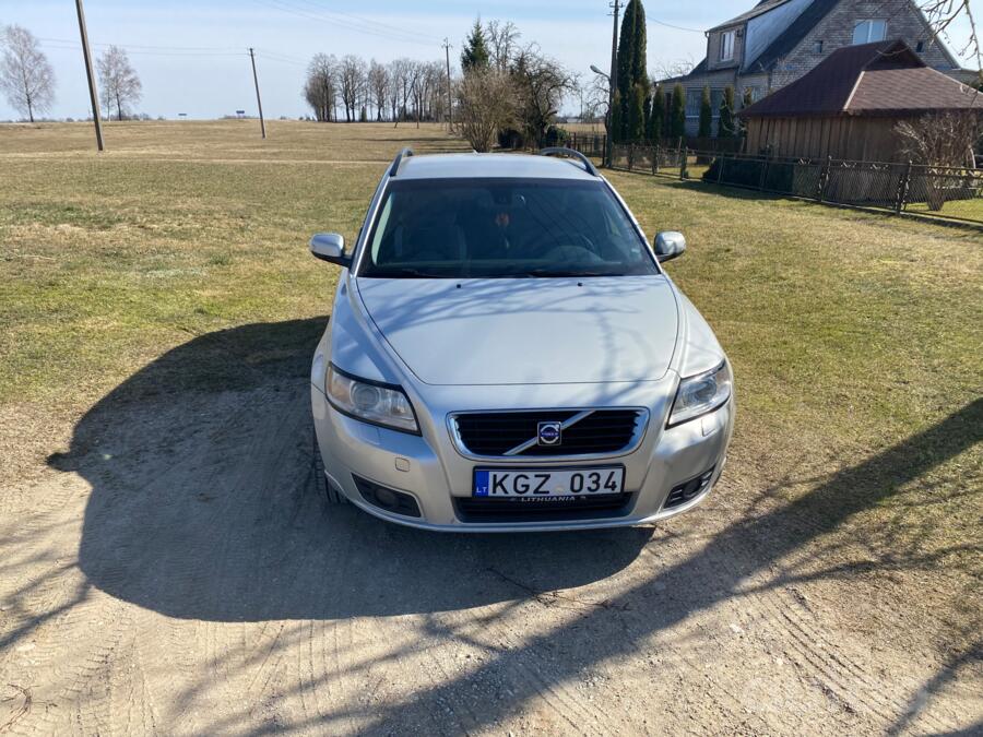 Volvo V50 1 generation [restyling]