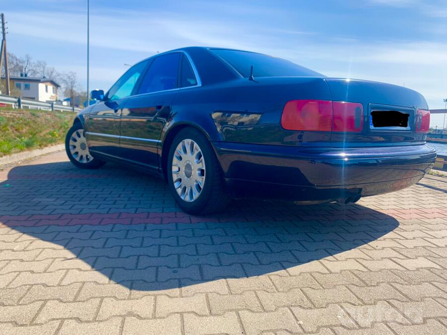 Audi A8 D2/4D Sedan 4-doors