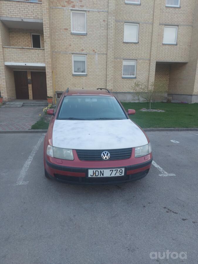 Volkswagen Passat B5 Sedan 4-doors