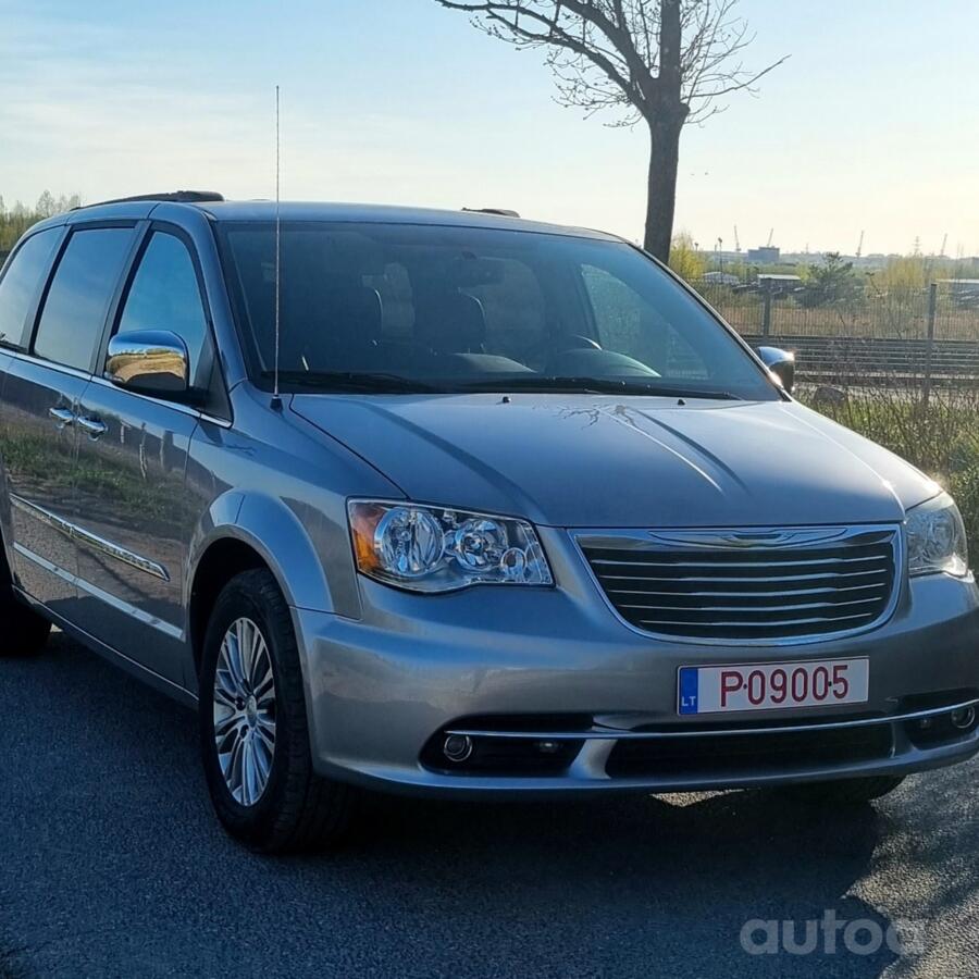Chrysler Town & Country 5 generation [restyling]