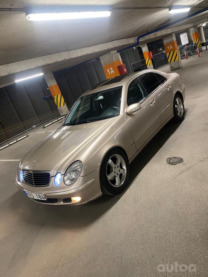 Mercedes-Benz E-Class W211 Sedan