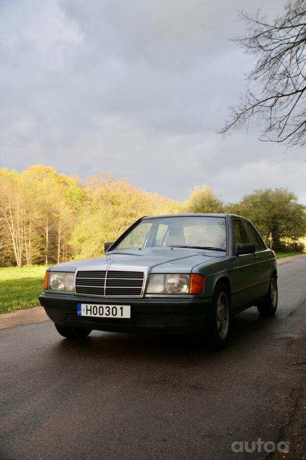 Mercedes-Benz 190 (W201) 1 generation
