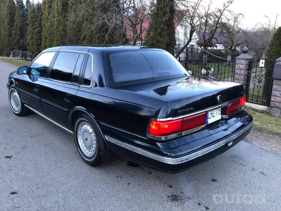 Lincoln Continental 8 generation Sedan