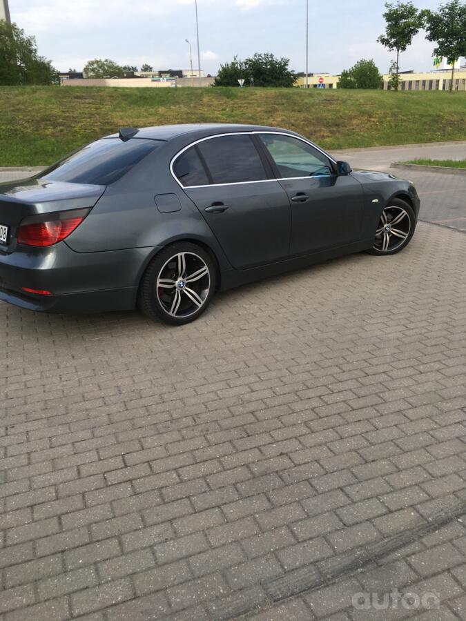 BMW 5 Series E60/E61 Sedan