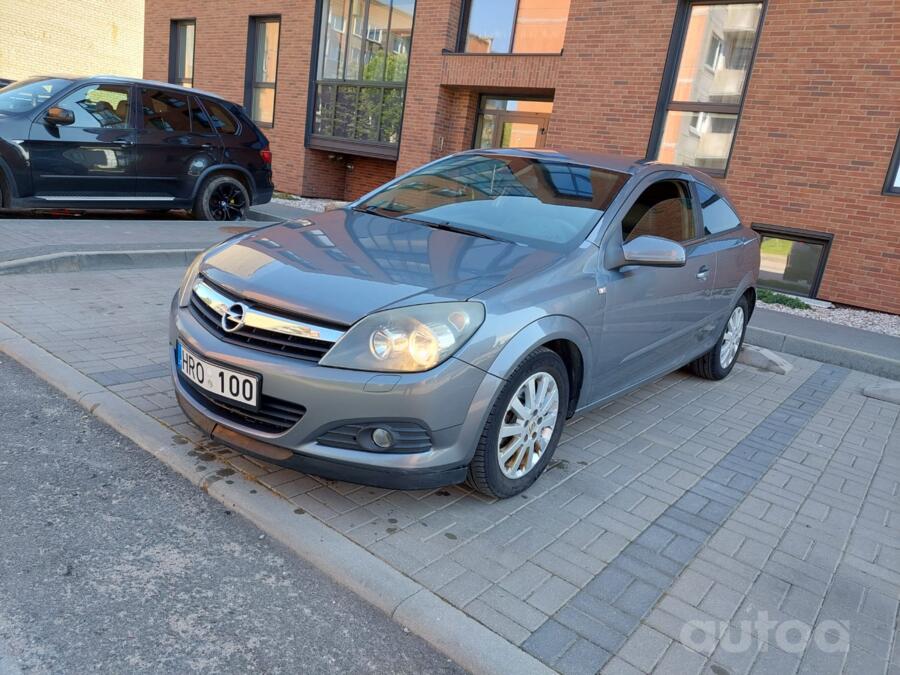 Opel Astra H Hatchback