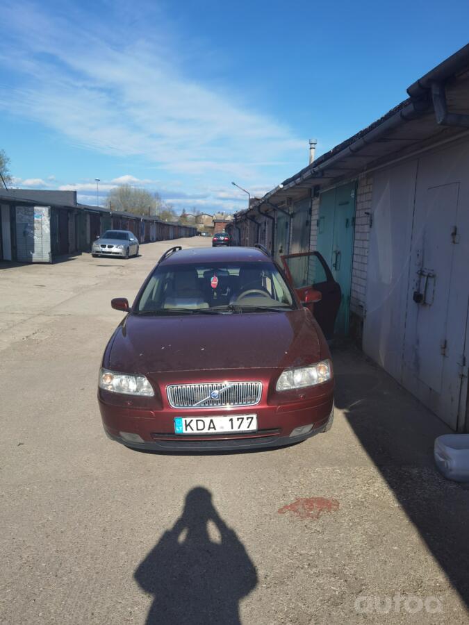 Volvo V70 2 generation [restyling] R wagon 5-doors