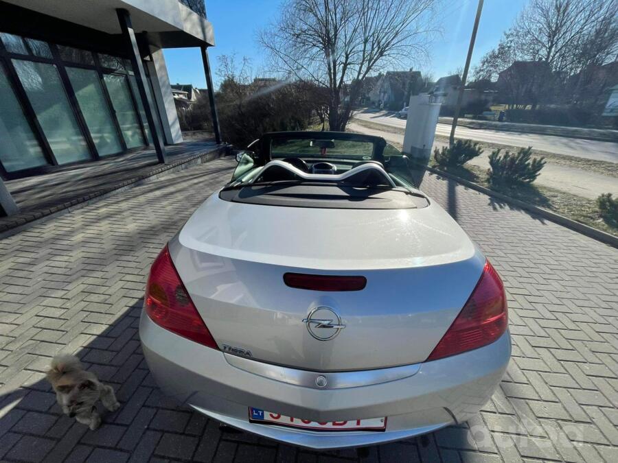Opel Tigra 2 generation Twin Top cabriolet