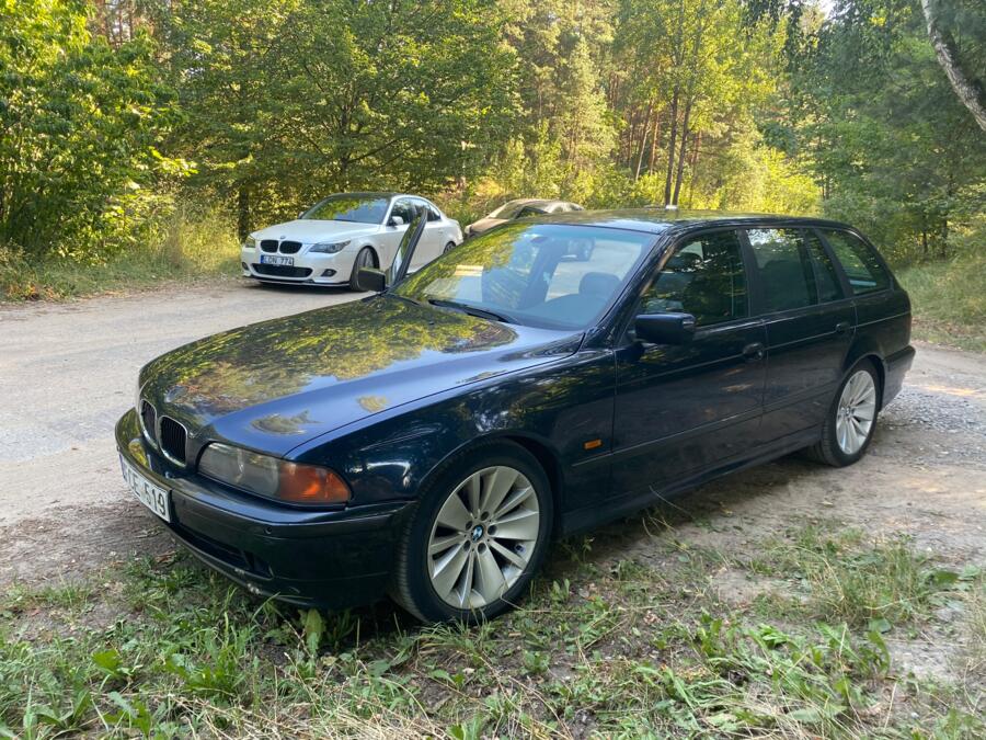 BMW 5 Series E39 Touring wagon