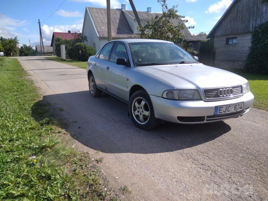Audi A4 B5 Sedan