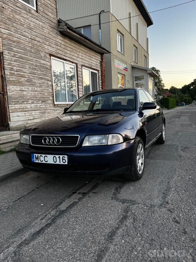 Audi A4 B5 Sedan