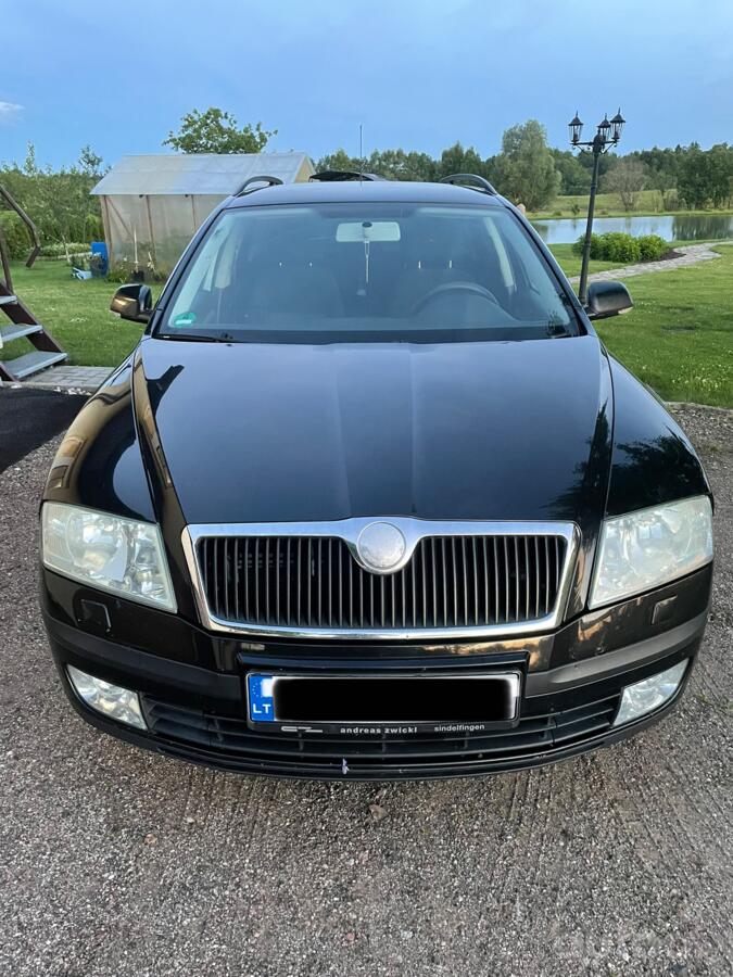 Skoda Octavia 2 generation Combi wagon 5-doors