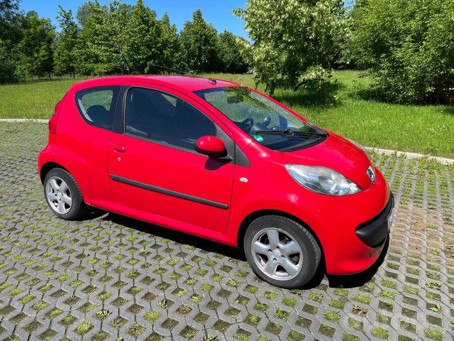 Peugeot 107 1 generation Hatchback 3-doors