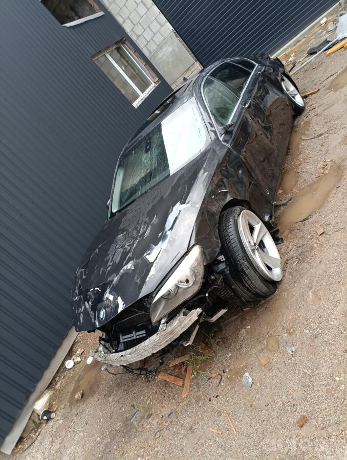BMW 7 Series F01/F02 Sedan