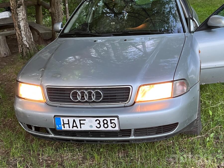 Audi A4 B5 Sedan
