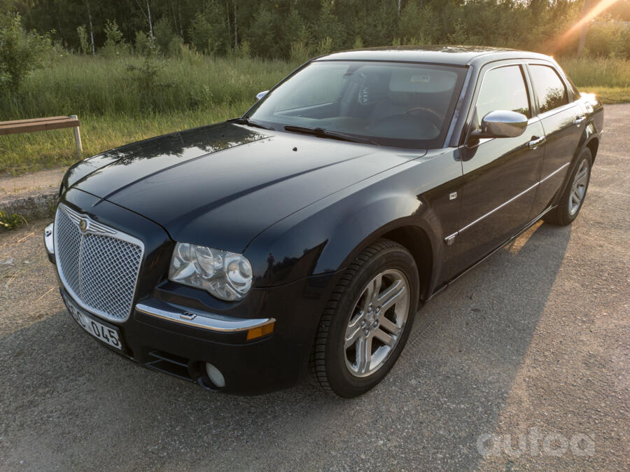 Chrysler 300C 1 generation Sedan 4-doors