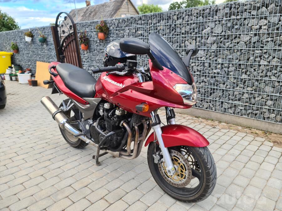 Kawasaki ZR