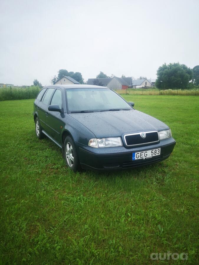 Skoda Octavia 1 generation Combi wagon 5-doors