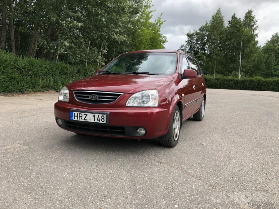 Kia Carens 2 generation Minivan