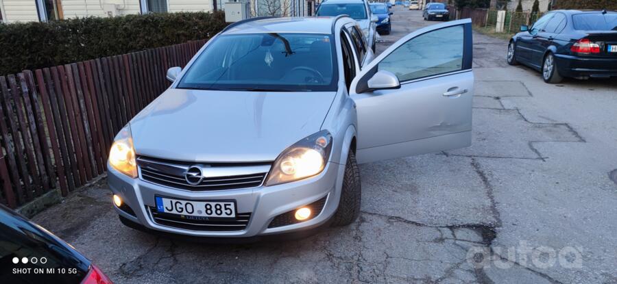 Opel Astra H [restyling]