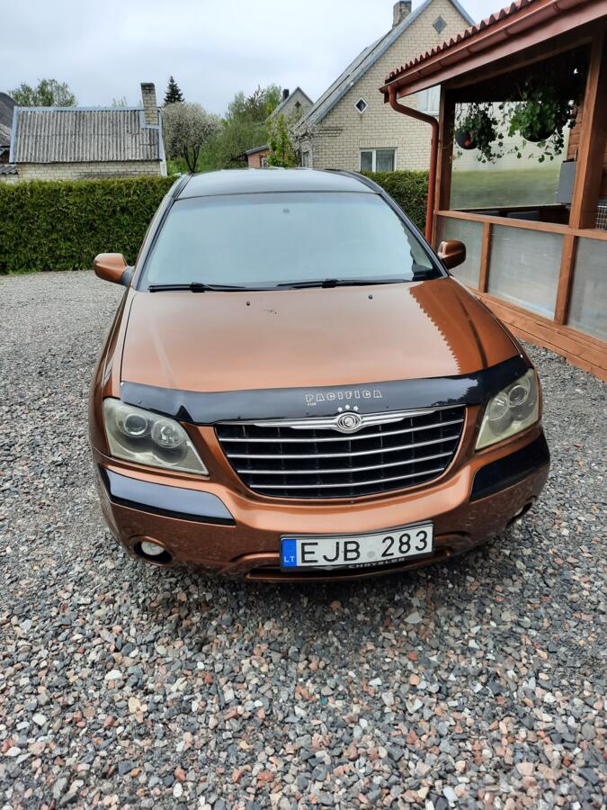 Chrysler Pacifica 1 generation Crossover