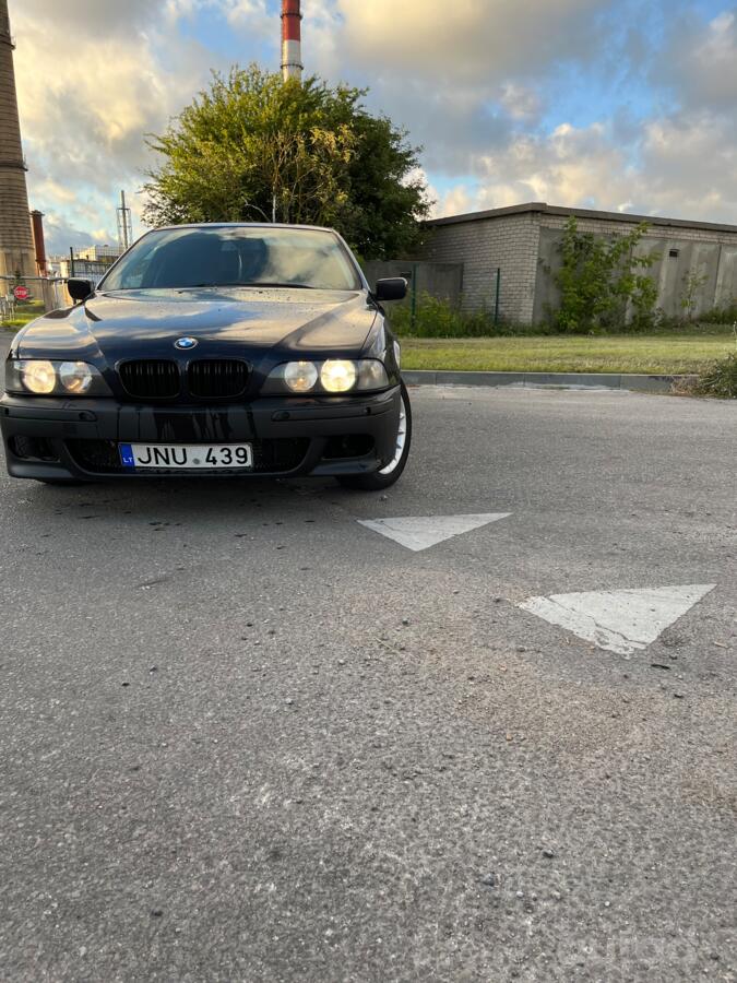 BMW 5 Series E39 Touring wagon