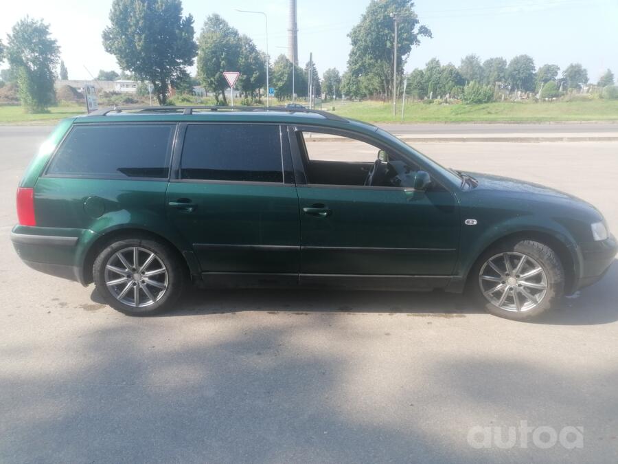Volkswagen Passat B5 Sedan 4-doors