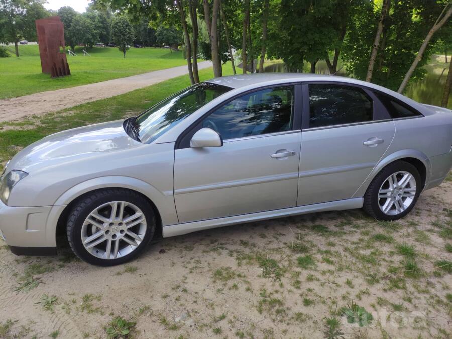 Opel Vectra C GTS hatchback