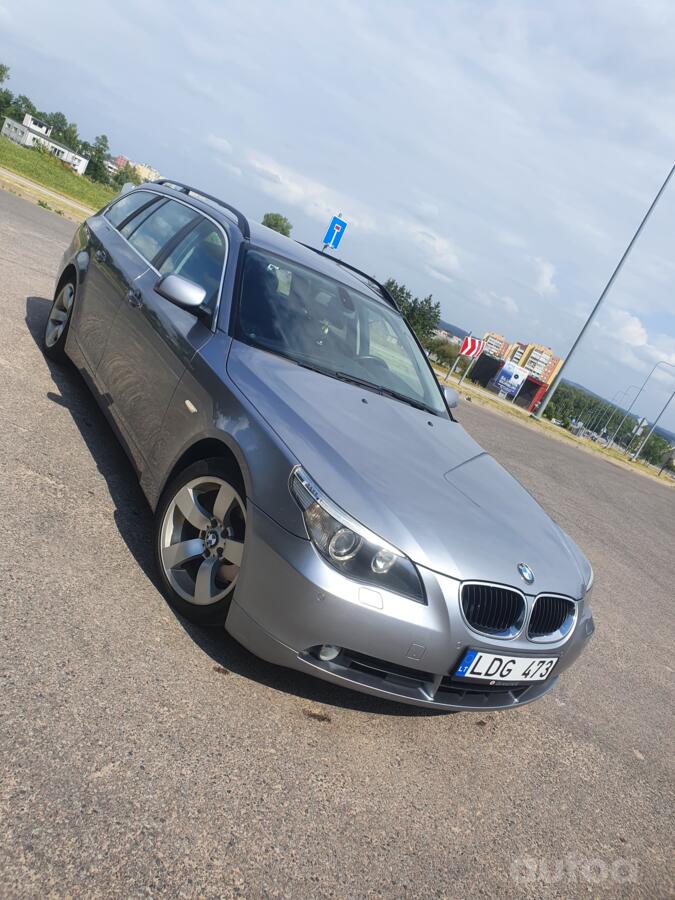 BMW 5 Series E60/E61 Touring wagon