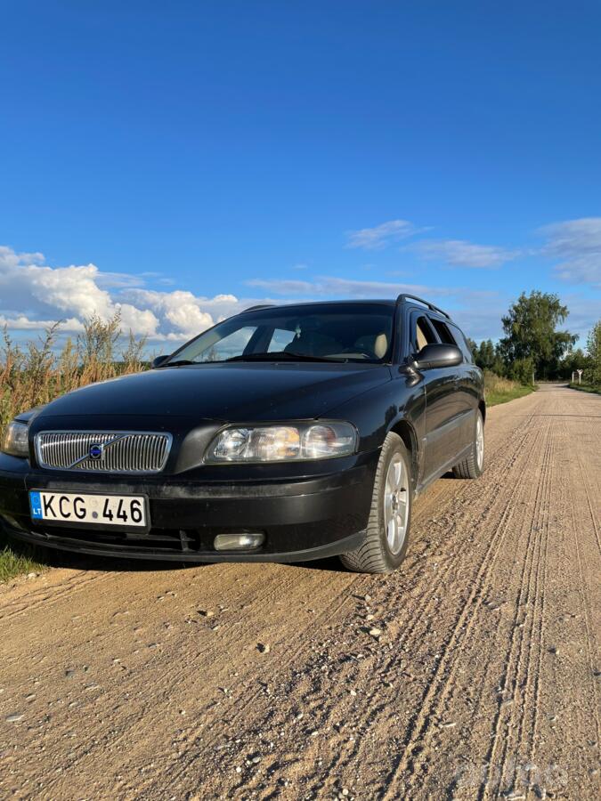 Volvo V70 2 generation R wagon 5-doors