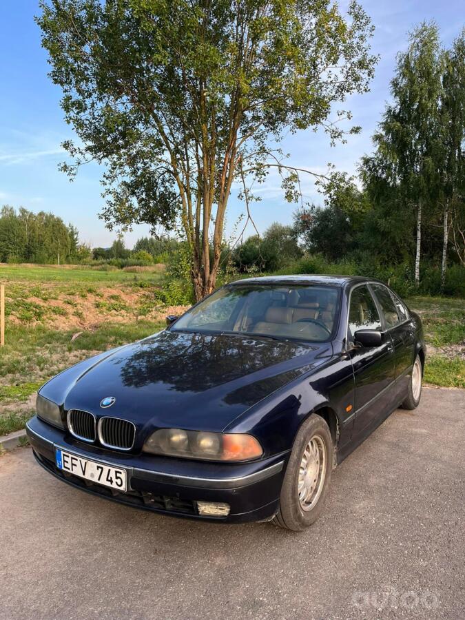 BMW 5 Series E39 Touring wagon