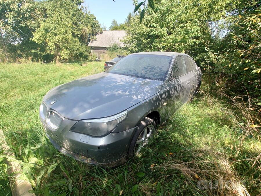 BMW 5 Series E60/E61 Sedan