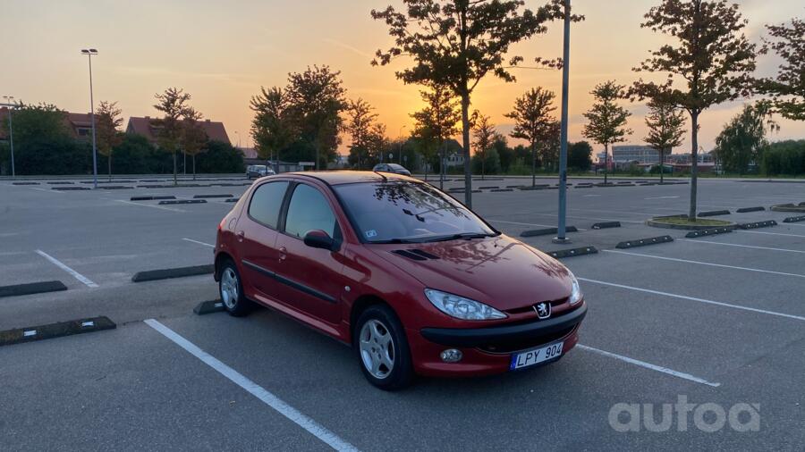 Peugeot 206 1 generation [restyling] Hatchback 5-doors