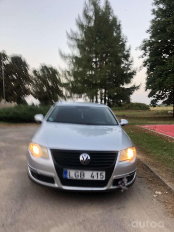 Volkswagen Passat B6 wagon 5-doors