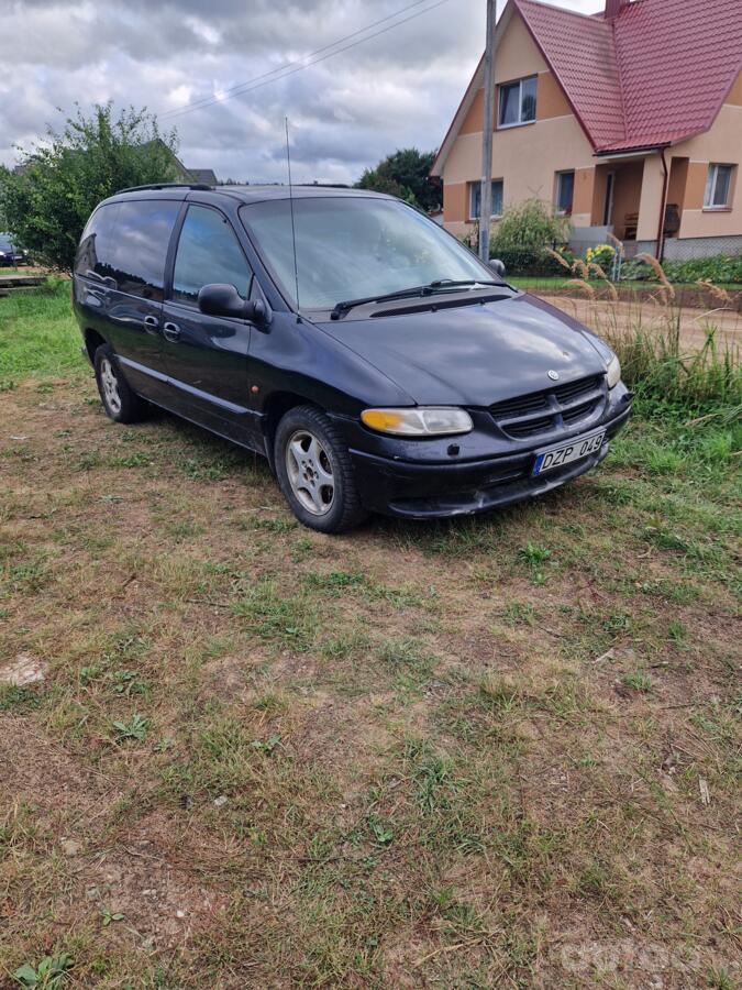 Chrysler Voyager 3 generation Grand minivan 5-doors