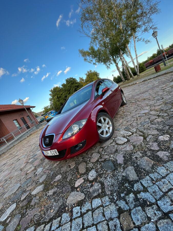 SEAT Leon 2 generation Hatchback 5-doors