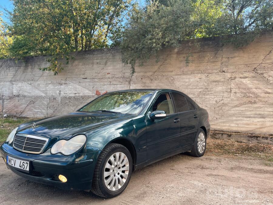 Mercedes-Benz C-Class W203/S203/CL203 Sedan