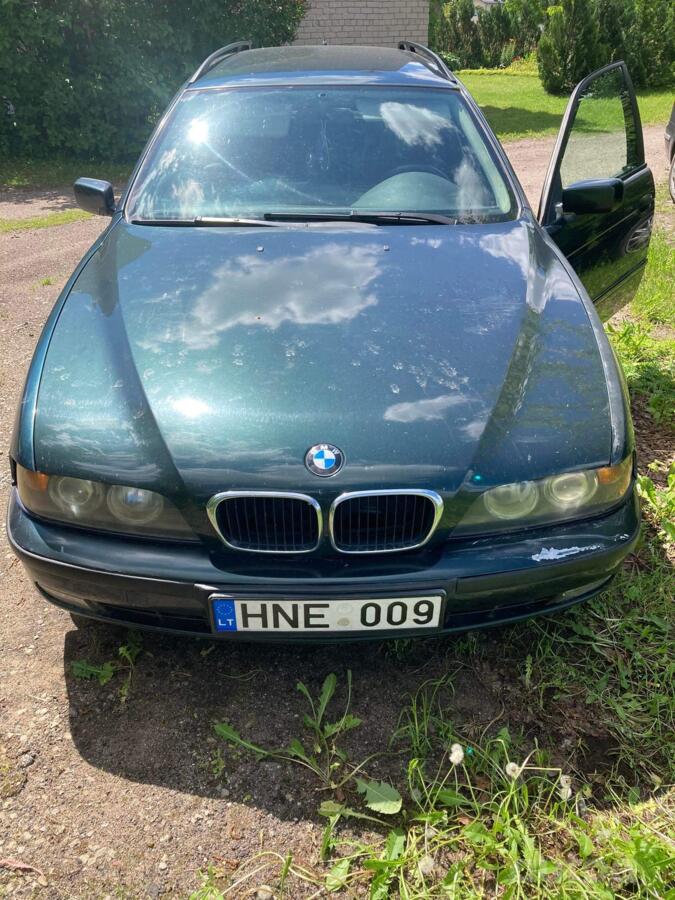 BMW 5 Series E39 Touring wagon
