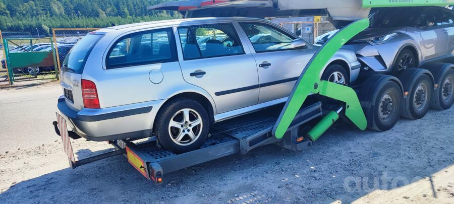 Skoda Octavia 1 generation Combi wagon 5-doors