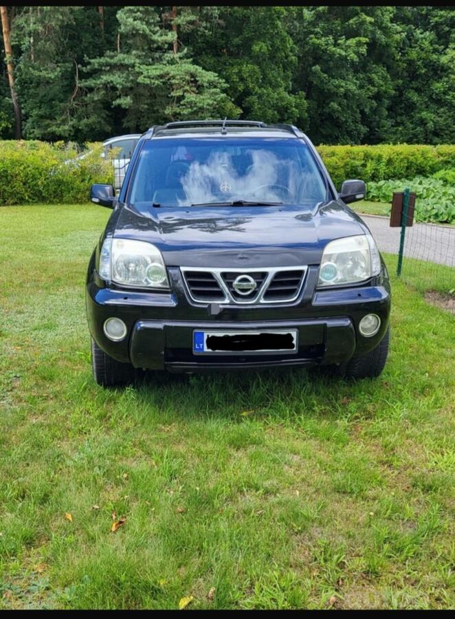 Nissan X-Trail T30 Crossover