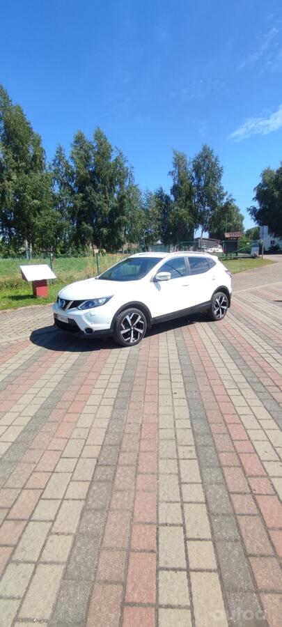 Nissan Qashqai 2 generation Crossover