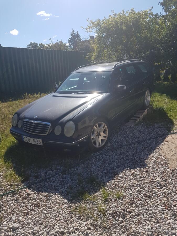 Mercedes-Benz E-Class W210/S210 wagon 5-doors