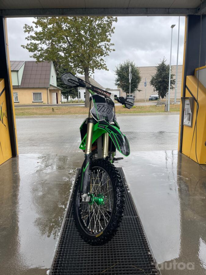 Kawasaki KFX