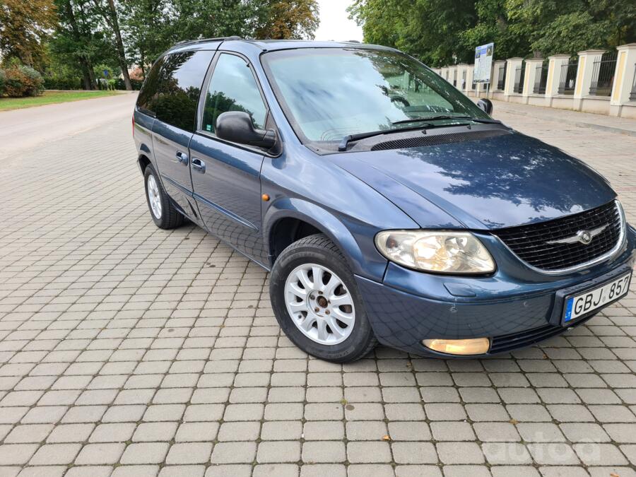 Chrysler Voyager 4 generation Minivan