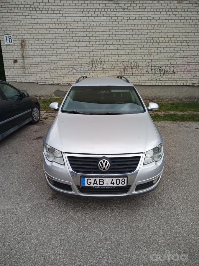 Volkswagen Passat B6 wagon 5-doors