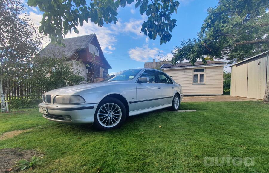BMW 5 Series E39 Sedan 4-doors