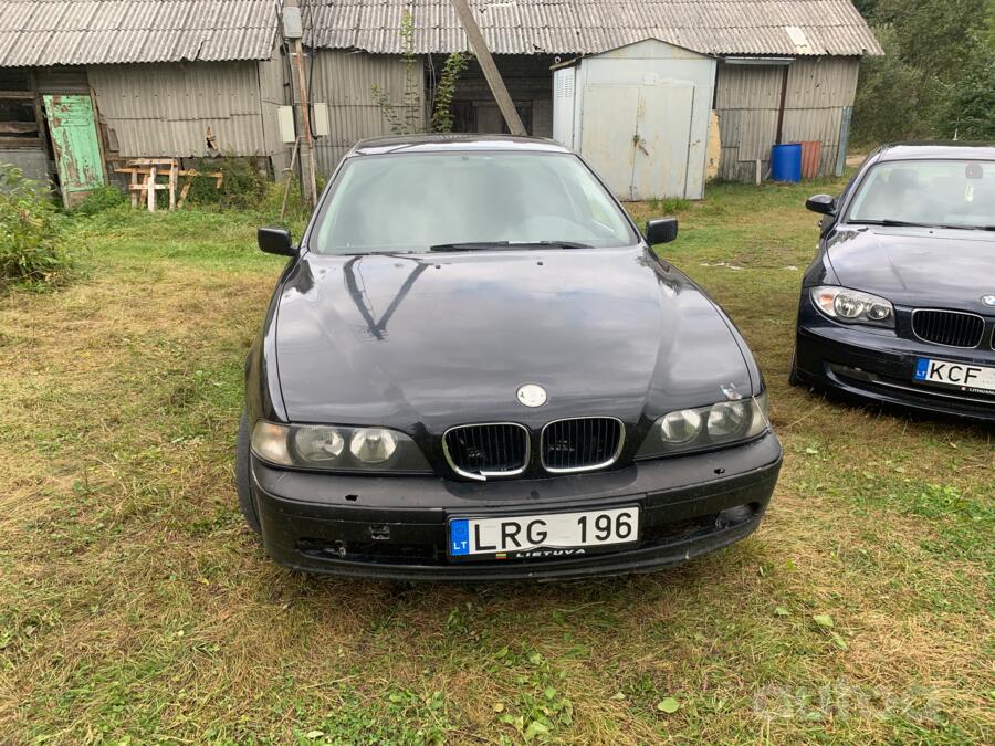 BMW 5 Series E39 Sedan 4-doors